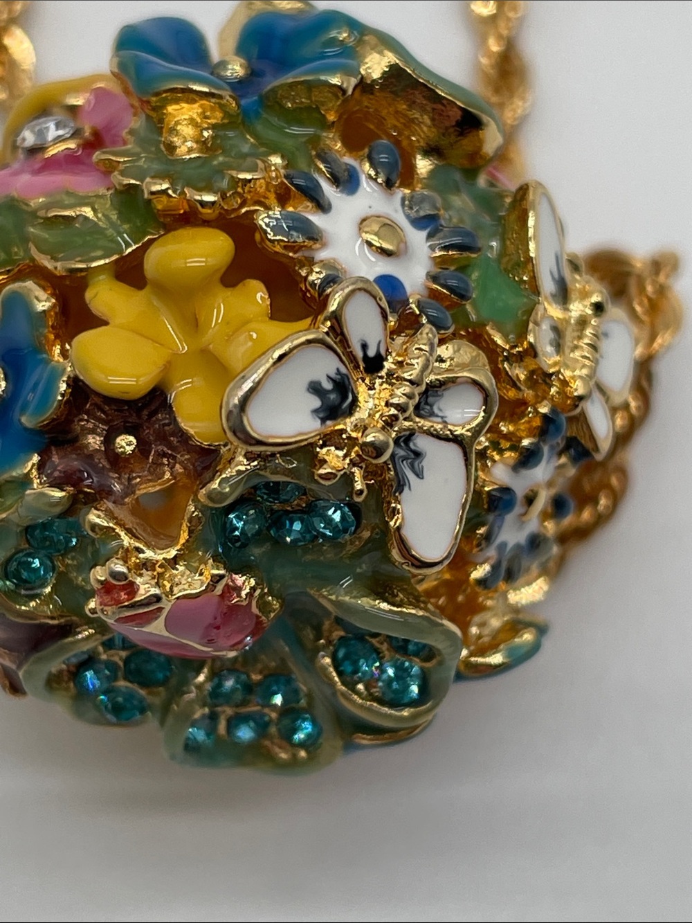 Kenneth J Lane Gold-Tone Multicolor Flower Garden Pendant Necklace